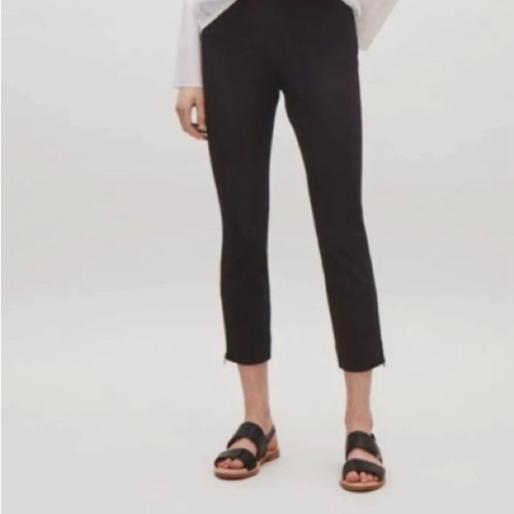 COS navy ankle zipper skinny pants